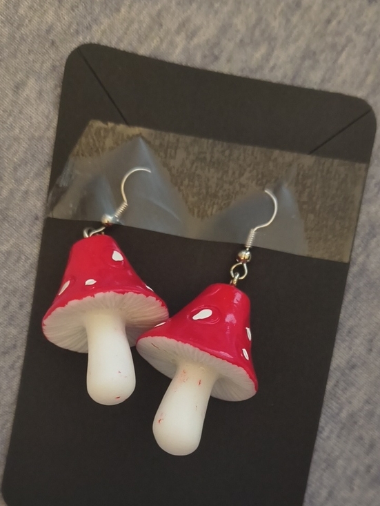 Jewelry - Cute Mushroom 🍄 Earrings
